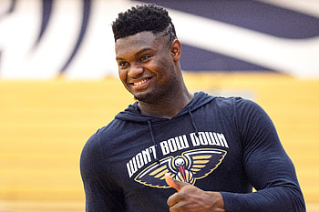 Zion Williamson, Frustrating knee injury, Imminent return, Determined recovery HD wallpaper
