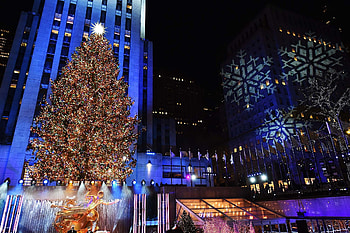 New York Christmas, Rockefeller center, Tree lighting, Holiday deals HD wallpaper