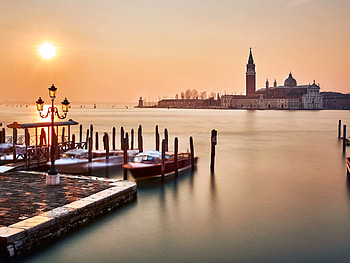 Venice Italy, Sunset at Piazza San Marco, Beautiful landscape HD wallpaper