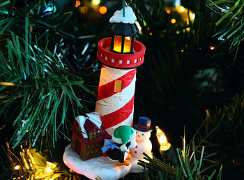 Holidays, Snowman, Holiday, House, Lighthouse, Christmas Tree, Garland, Figures, Figurines, Garlands, Penguin HD wallpaper