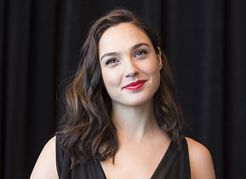 Gal Gadot 2017 , gal-gadot, celebrities, girls HD wallpaper