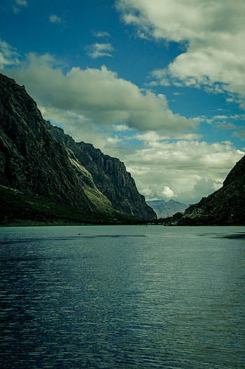 Nature, Sky, Mountains, Rocks, Lake, Glare HD phone wallpaper