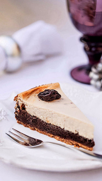 Delicious chocolate dessert, , Sweet cravings, Decadent treat HD phone wallpaper