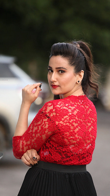 Manjusha, telugu actress, anchor HD phone wallpaper