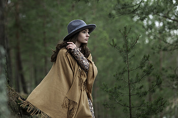 girl in the woods, brown-haired, pine, shawl, girl, forest, hat HD wallpaper