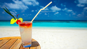 Preview cocktail, beach, drink HD wallpaper