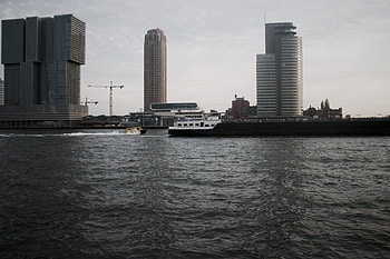 Rotterdam skyline, Netherlands boat, Speedboat line, River view HD wallpaper