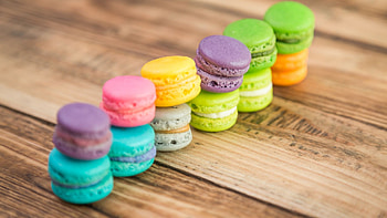 Sweets colorful arranged macarons, background, Colorful French pastries, Sweet treats HD wallpaper