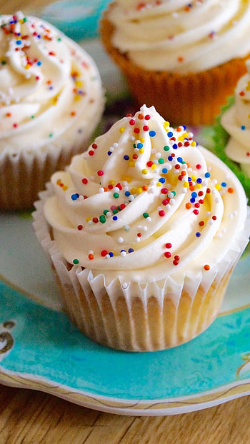 Cupcake, Yummy, Sweet Cupcake HD phone wallpaper
