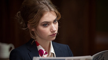 Imogen Poots, Distracted , Ultra , Stunning HD wallpaper