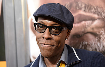 Arsenio Hall, Captivating interviews, Talk show legacy, Memorable conversations HD wallpaper