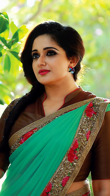 Kavya madhavan, malayalam actress, saree beauty HD phone wallpaper