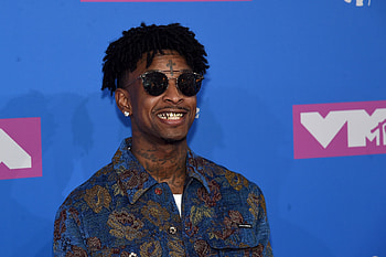 21 Savage, Ice detention interview, Broken immigration policy, Enforcement chaos HD wallpaper