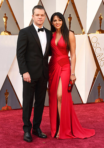 Matt Damon and Luciana Barroso, NYC duplex neighboring, John Krasinski, Duplex neighboring John HD phone wallpaper