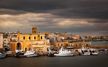Building, Villa, , Tilt Shift, Boat, City, Cloud, Sky, Town HD wallpaper