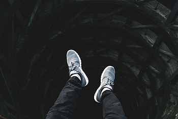 Miscellanea, Miscellaneous, Legs, Sneakers, Tunnel HD wallpaper