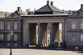 Amalienborg palace, Danish history, Royal residence, The Royal Danish Collection HD wallpaper