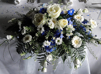Flowers, Camomile, Gerberas, Table, Composition, Serving, Lisianthus Russell, Lisiantus Russell HD wallpaper