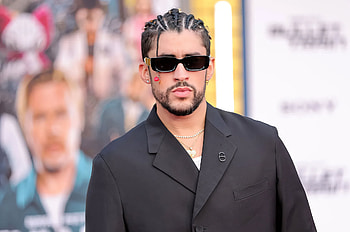 Stylish Celebrity - Cool Pose Background, music, Bad Bunny HD wallpaper