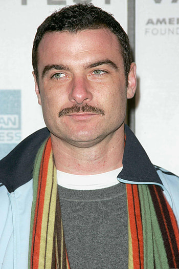 Liev Schreiber mustache, Actor , Unique look, Facial hair style HD phone wallpaper