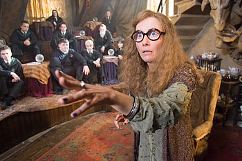 Professor Trelawney, Accurate predictions, Hidden talents, Prophetic wisdom HD wallpaper