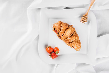 Strawberries, Croissants HD wallpaper