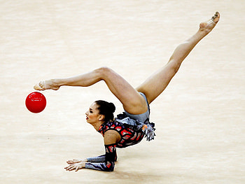Alexandra Piscupescu, Acrobatic Gymnastics HD wallpaper
