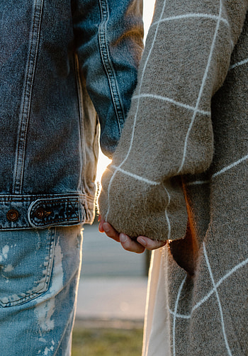 Miscellanea, Miscellaneous, Couple, Pair, Hands, Romance, Touching, Touch HD phone wallpaper