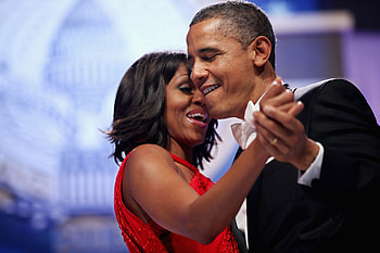 Barack and Michelle Obama, Celebrities, Adorable Barack and Michelle Obama moments HD wallpaper