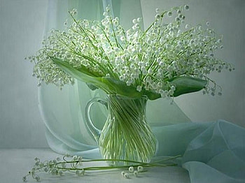 Small but beautiful - still life, delicate, white, green leaves, vase, chiffon, flowers HD wallpaper