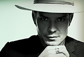 Timothy Olyphant, black, man, actor, bw, hat HD wallpaper