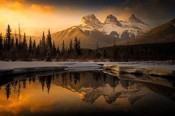Golden Hour Peaks: Mountain Reflection, Landscape, Three Sisters HD wallpaper
