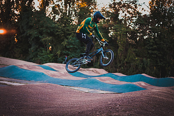 Sports, Helmet, Bounce, Jump, Cyclist, Trick, Cycle Track, Velotrek HD wallpaper