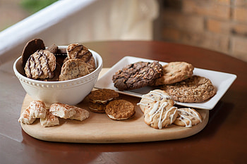 Delicious cookies, Irresistible snack, Tempting indulgence, Mouth-watering treat HD wallpaper