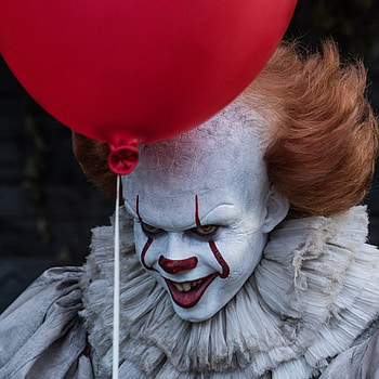 Bill Skarsgard, Movies, Clown Pennywise, iPad Air HD phone wallpaper