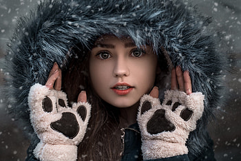 Winter, girl in hood, girl model HD wallpaper