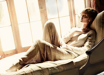 Dreamer girl, dreamer, window, graphy, girl, relaxed HD wallpaper