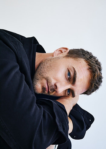 Tom Austen, Glass interviews, British actor, The Glass Magazine HD phone wallpaper