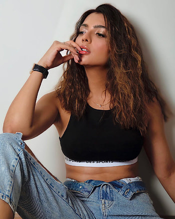 Ruhi Singh, organ, lip HD phone wallpaper