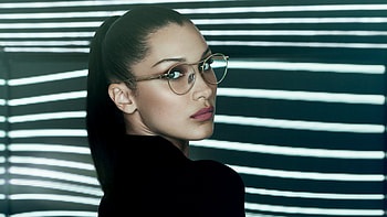 Bella Hadid, Celebrity, American, Blue Eyes, Brunette, Glasses, Lipstick, Model HD wallpaper