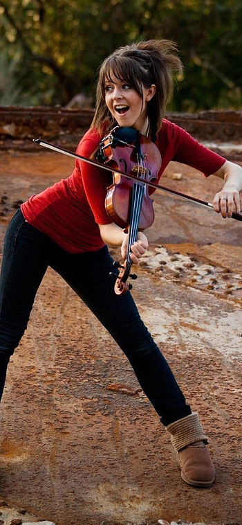Lindsey Stirling, Posing for XS, , Striking visuals HD phone wallpaper