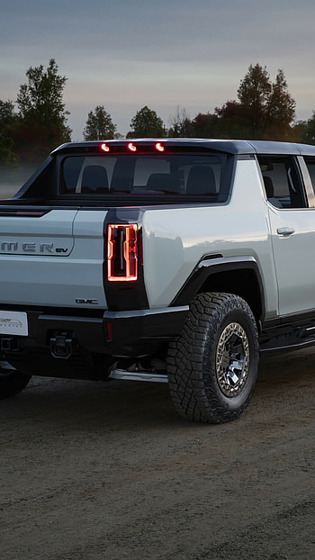 GMC Hummer EV, Electric SUV, cars and bikes, Exquisite design HD phone wallpaper