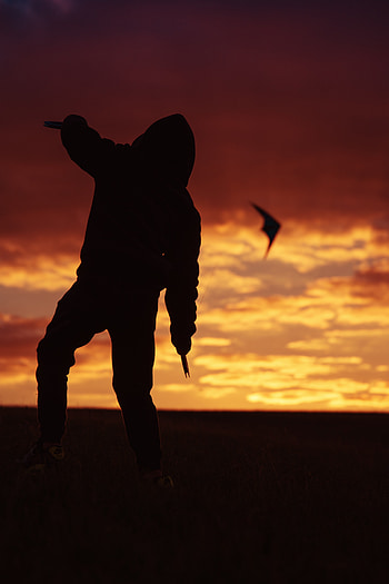 Sunset, Sky, Dark, Silhouette, Kite HD phone wallpaper