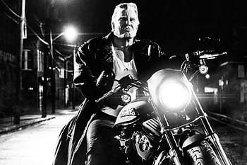 Marv as Mickey Rourke, Sin City , Xperia tablet Z, Dark and mysterious HD wallpaper