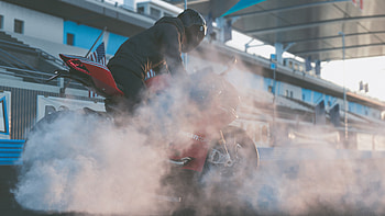 The Crew 2 Ducati Panigale R Burnout , the-crew-2, the-crew, games, pc-games, xbox-games, ps-games, ducati-panigale, ducati HD wallpaper