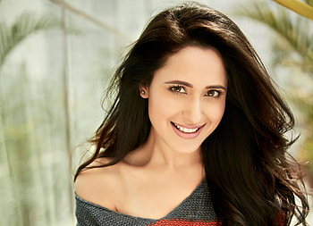 Pragya Jaiswal, pragya-jaiswal, indian-celebrities, girls HD wallpaper