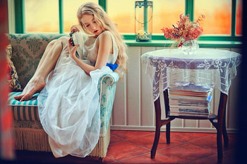 sitting on the window, feet, women, girls, legs HD wallpaper
