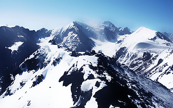 Snow White Mountains HD wallpaper