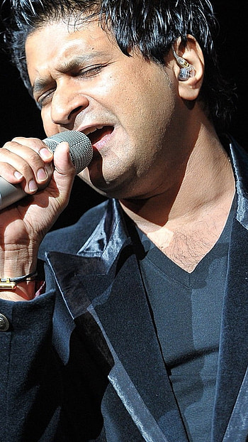 K K Singer, Versatile Singer HD phone wallpaper