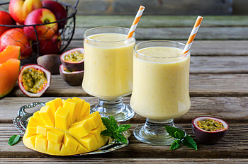Tropical Mango Passion Smoothie — Ultra, food, smoothie HD wallpaper
